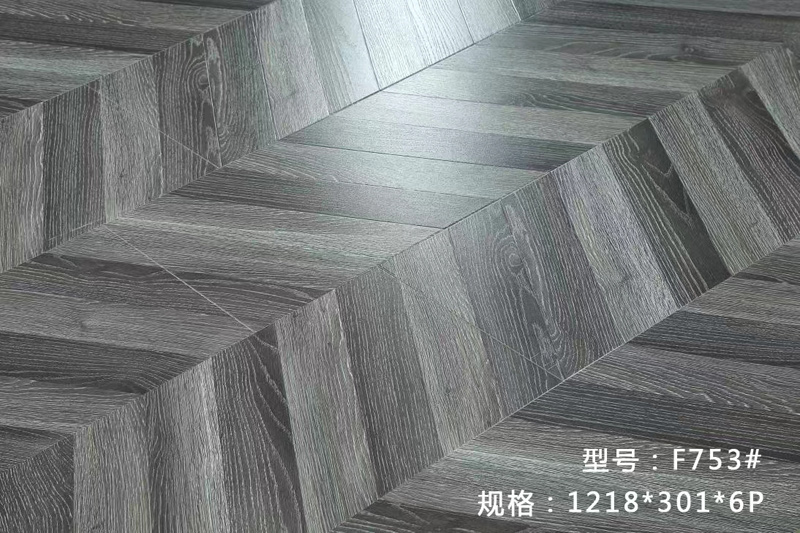 F753#b.jpg