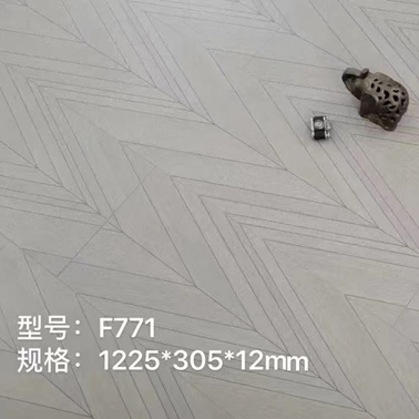F771